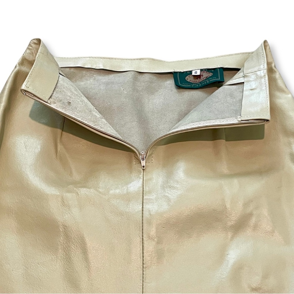 SOLD Vintage Vera Pelle Cuoieria Italian Butter Yellow 100% Leather Mini Skirt - Picture 11 of 12